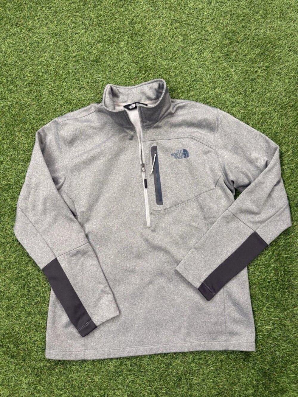 The North Face Quarter Zip Fleece Pullover Men's Medium Gray